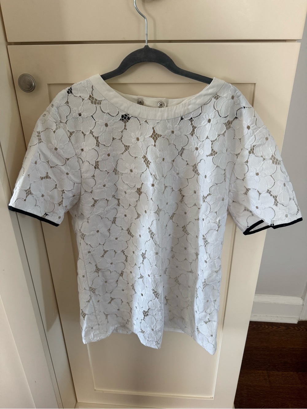 Sandro White Floral Lace Short Sleeve Blouse